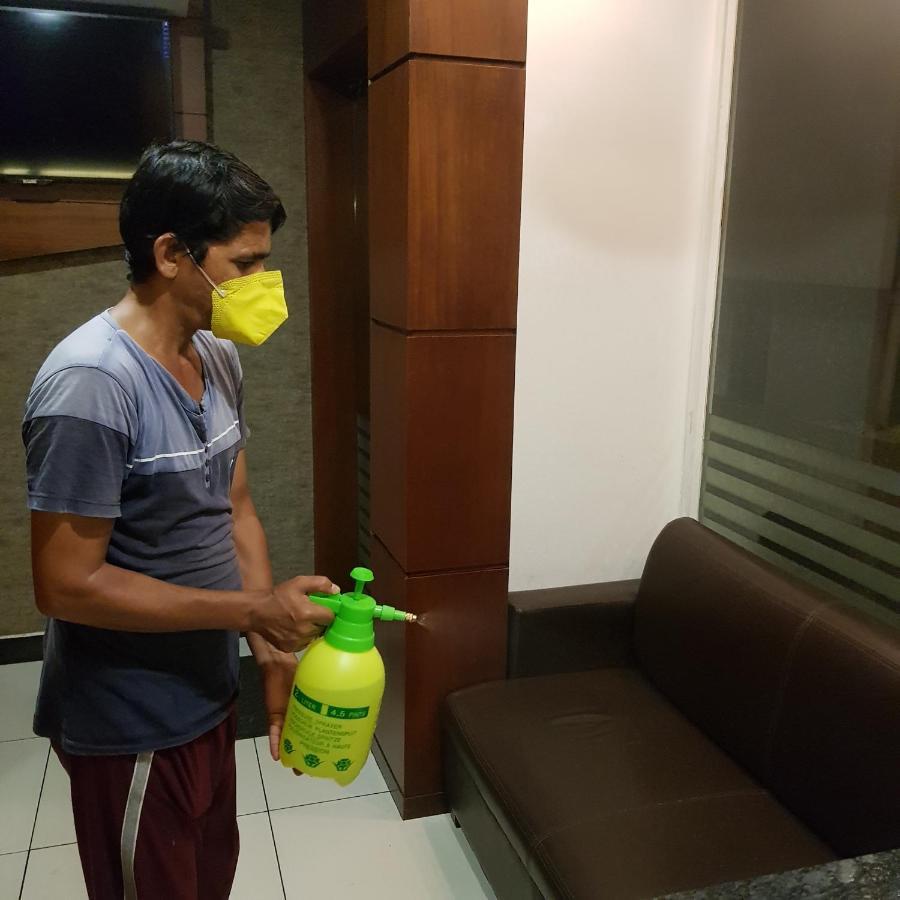 The Galaxy Suites Kochi Bagian luar foto