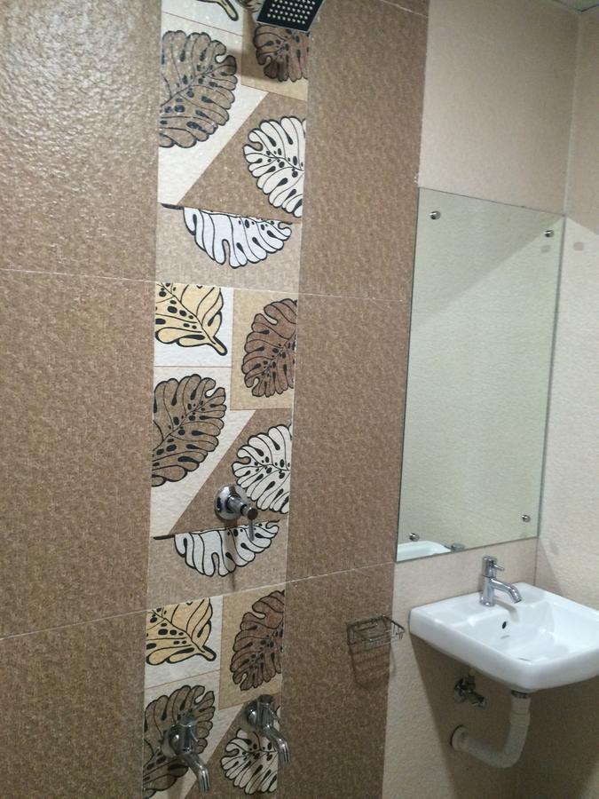 The Galaxy Suites Kochi Bagian luar foto
